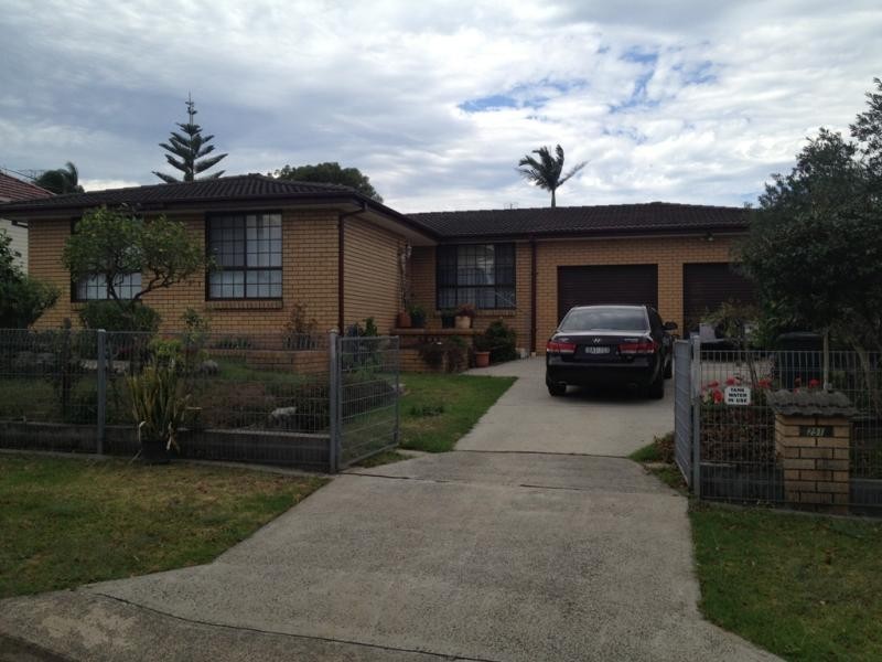 251 Kanahooka Dr, Kanahooka NSW 2530