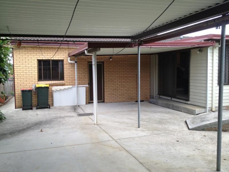 251 Kanahooka Dr, Kanahooka NSW 2530