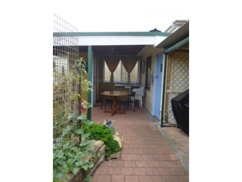 26 Kapooka Ave, Dapto NSW 2530