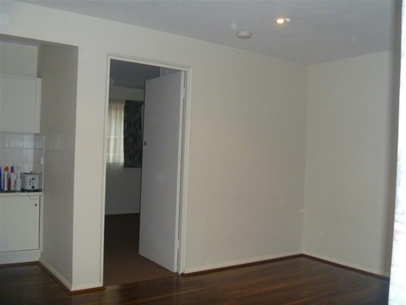 3/12 Jutland Ave, Coniston NSW 2500