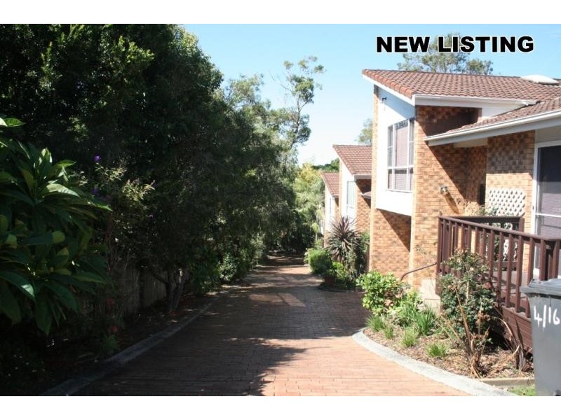 4/16 Popes Rd, Woonona NSW 2517