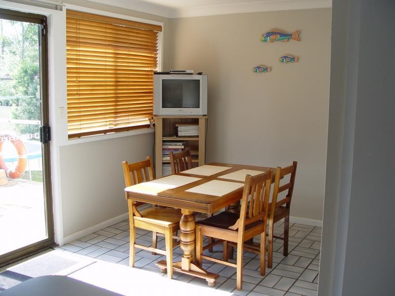 30 Gladstone St, Bellambi NSW 2518