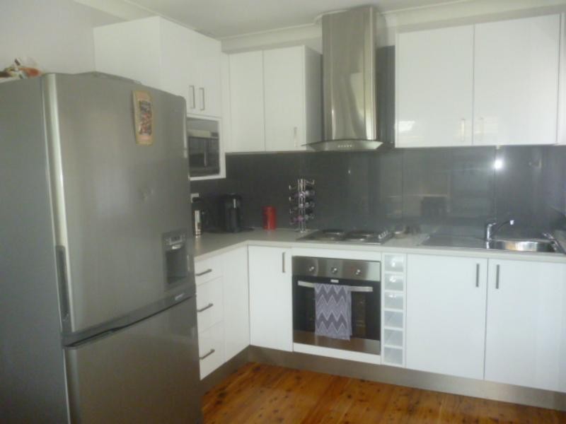 1/2 Maple  St, Albion Park Rail NSW 2527