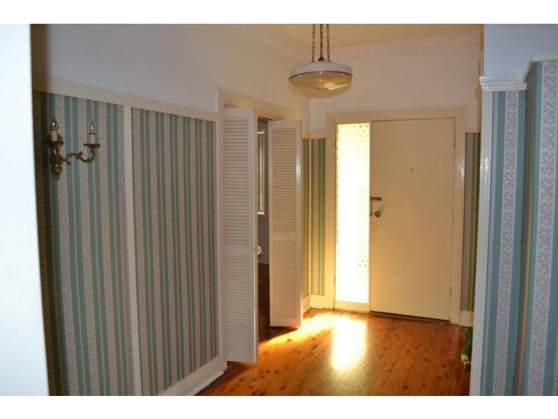 45 Mount Ousley Rd, Mount Ousley NSW 2519