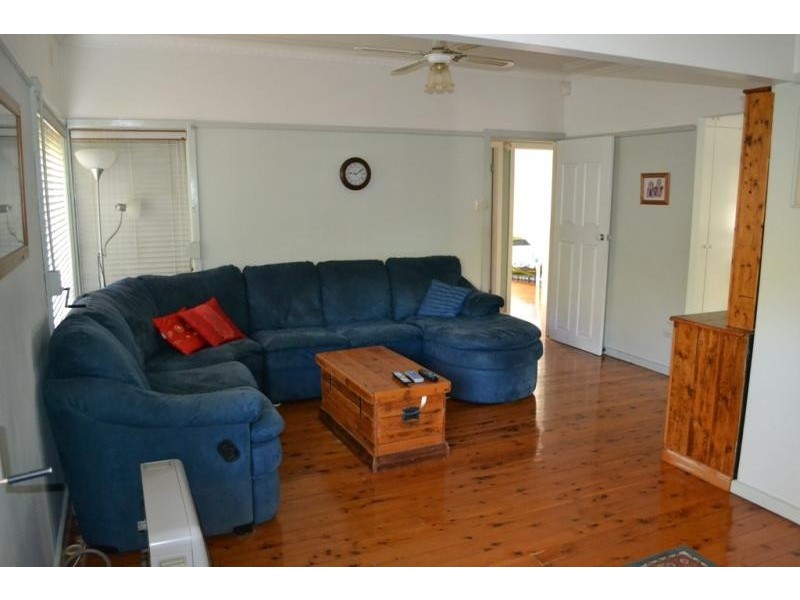 59 Franklin Ave, Woonona NSW 2517