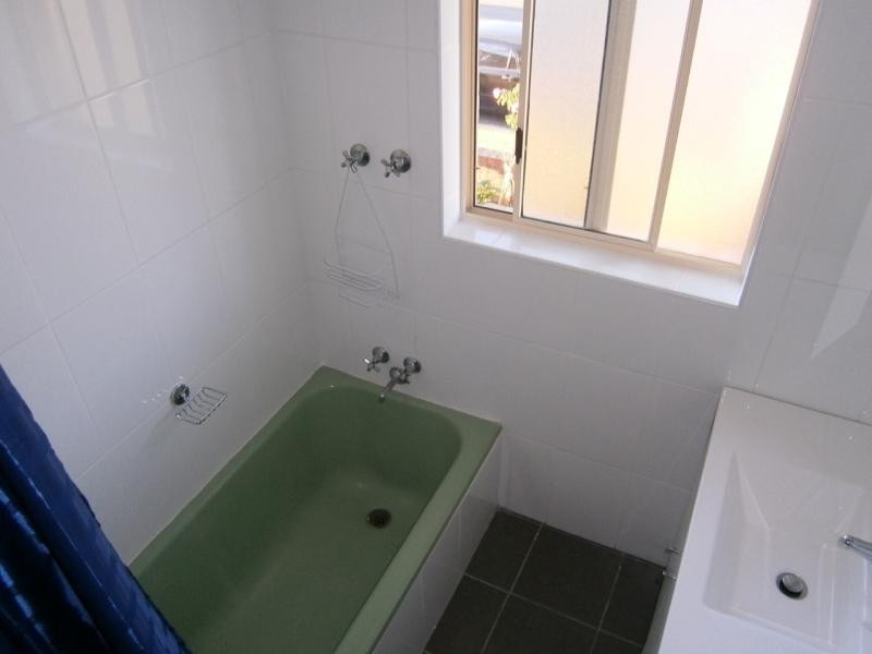 2a Hurt St, West Wollongong NSW 2500