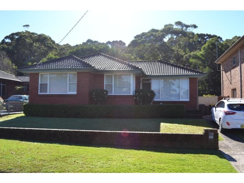 16 Corrie Rd, Woonona NSW 2517