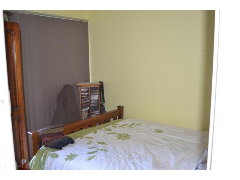 36 Simpson Pde, Albion Park NSW 2527