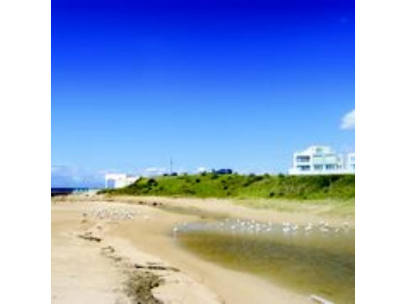 1/2 Kurraba Rd, Woonona NSW 2517