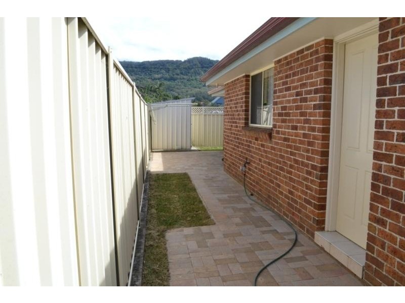 3/33 Farrell St, Balgownie NSW 2519