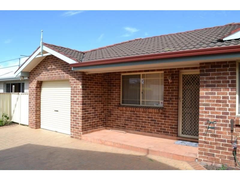 3/33 Farrell St, Balgownie NSW 2519