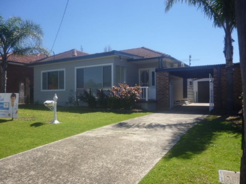 77 Hopewood Cres, Fairy Meadow NSW 2519