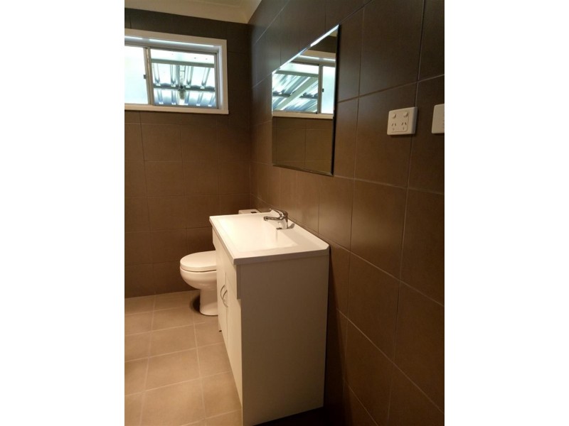 42 Malin  Rd, Oak Flats NSW 2529