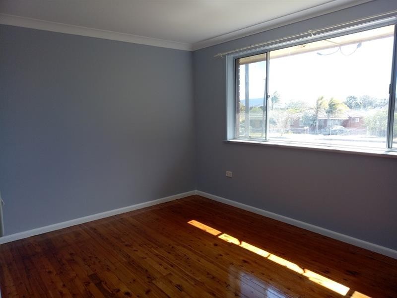 42 Malin  Rd, Oak Flats NSW 2529