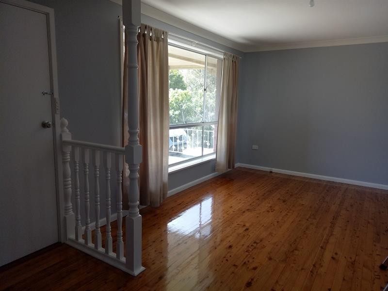 42 Malin  Rd, Oak Flats NSW 2529