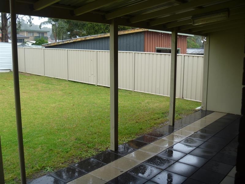 42 Malin  Rd, Oak Flats NSW 2529