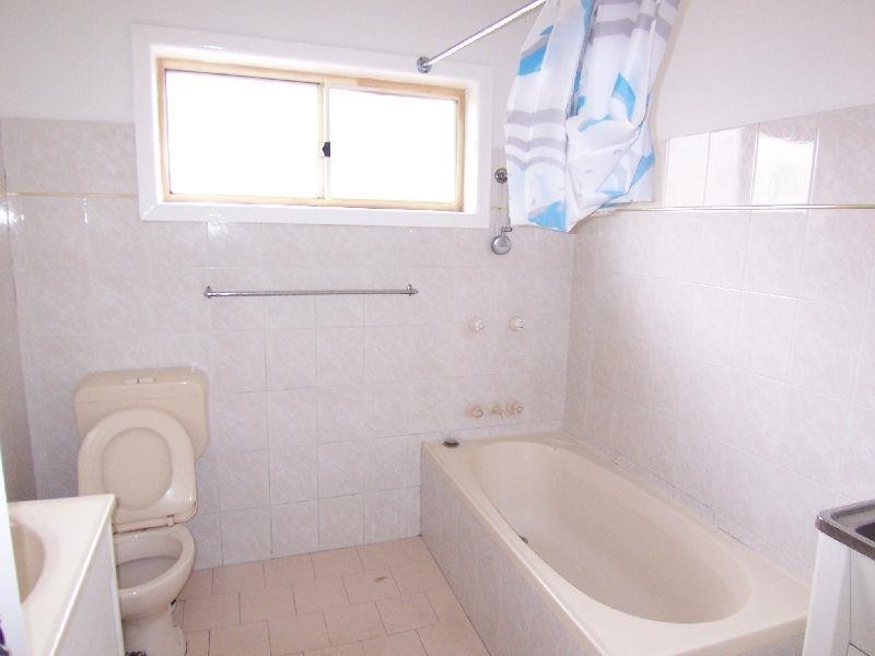 2/63 Lake Pde, East Corrimal NSW 2518