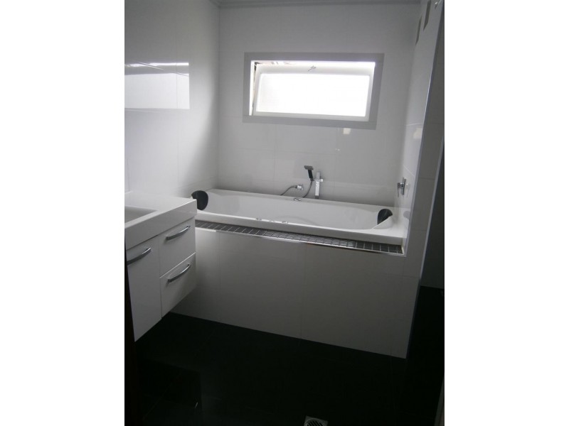 5 Kenneth Gr, Balgownie NSW 2519