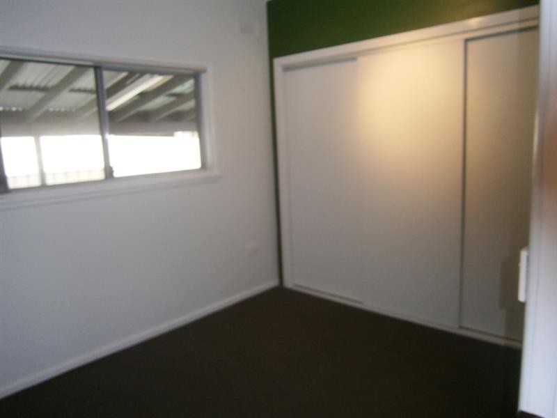 5 Kenneth Gr, Balgownie NSW 2519
