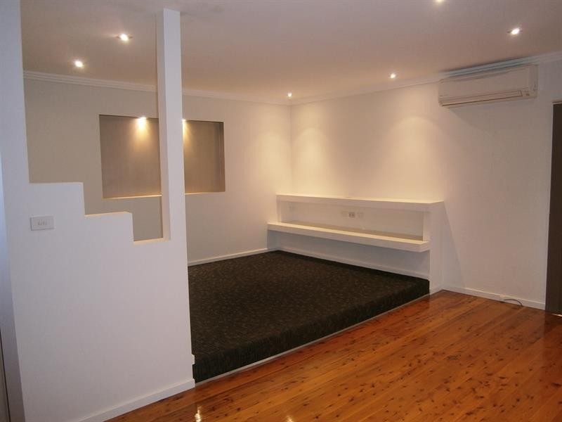 5 Kenneth Gr, Balgownie NSW 2519