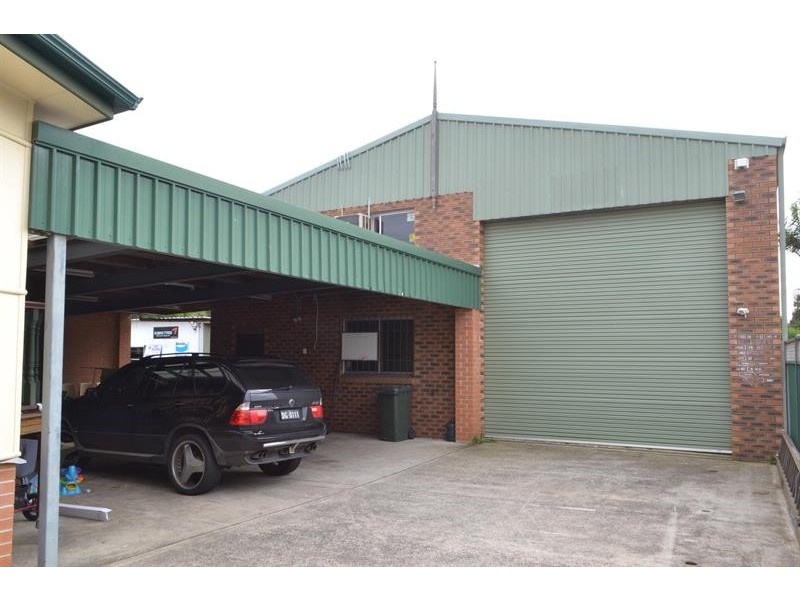 30 Albert   St, Corrimal NSW 2518