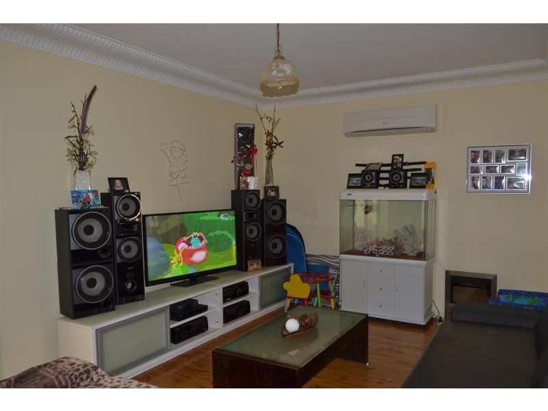 30 Albert   St, Corrimal NSW 2518