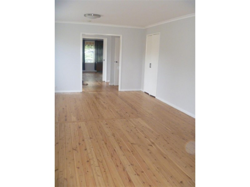 9 Ash Ave, Albion Park Rail NSW 2527