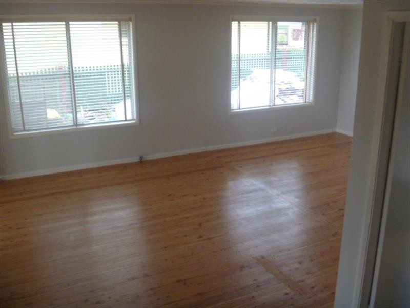 9 Ash Ave, Albion Park Rail NSW 2527