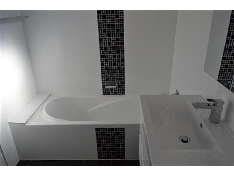 49 Euroka  St, West Wollongong NSW 2500