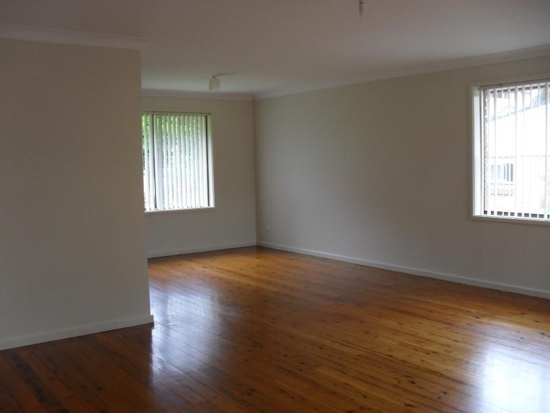 26 Thames St, West Wollongong NSW 2500