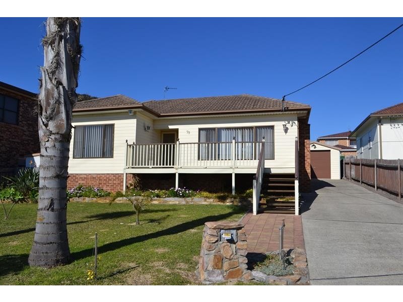 79 Lakeview Pde, Primbee NSW 2502