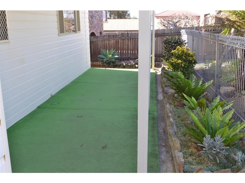 79 Lakeview Pde, Primbee NSW 2502