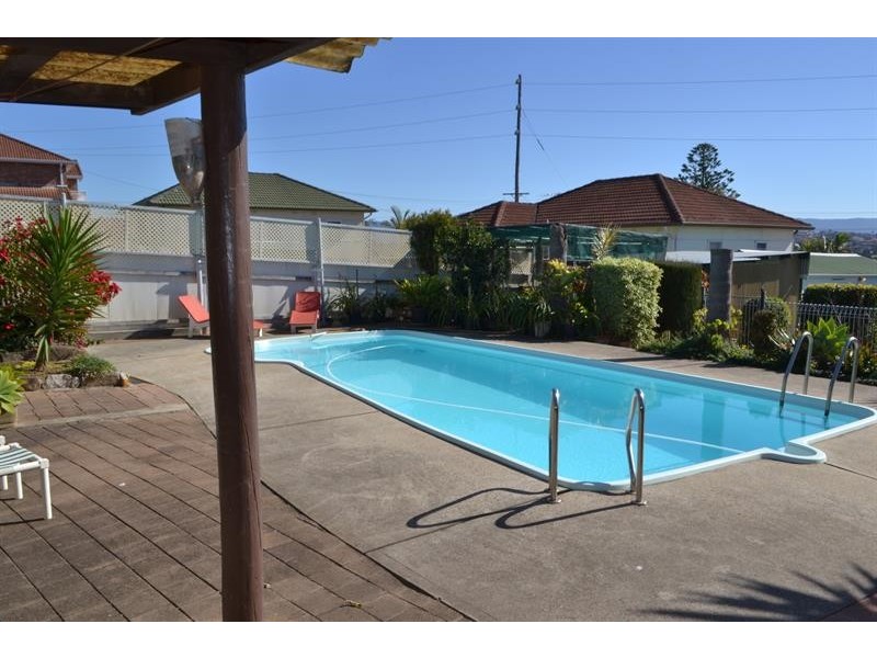 79 Lakeview Pde, Primbee NSW 2502