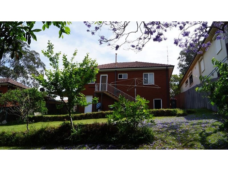 75 Bridge St, Coniston NSW 2500