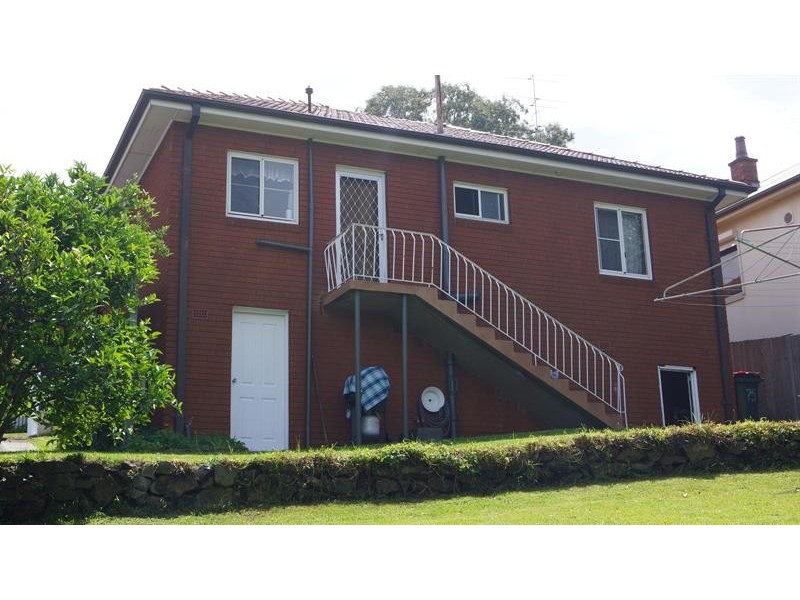 75 Bridge St, Coniston NSW 2500