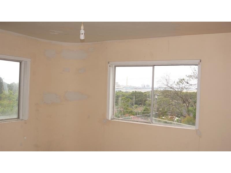 92 Ocean St, Mount Saint Thomas NSW 2500
