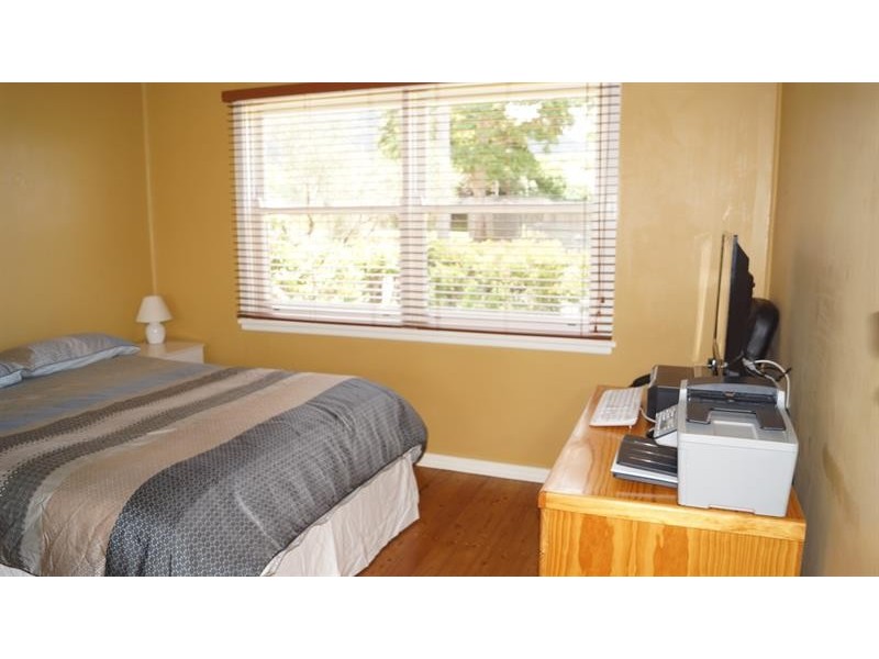 7 Weekes St, Balgownie NSW 2519
