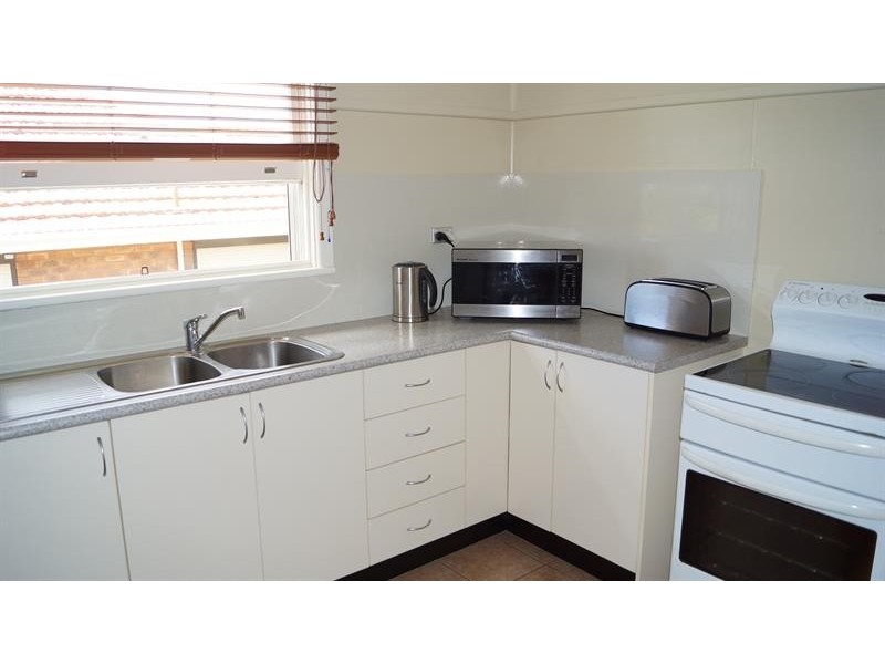 7 Weekes St, Balgownie NSW 2519