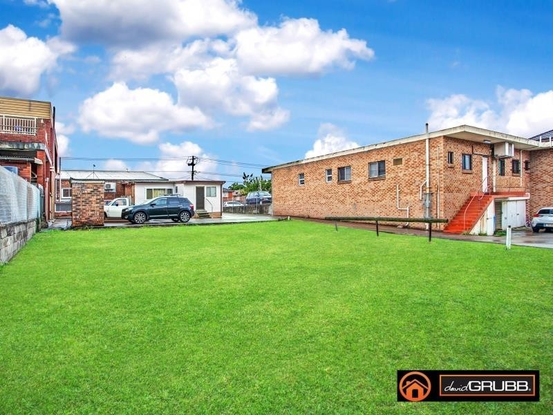 21 Murray Rd, Corrimal NSW 2518