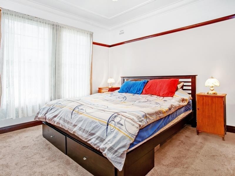 29 Dick St, Corrimal NSW 2518