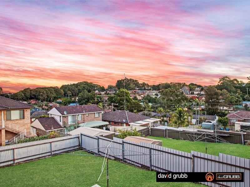 71 Heaslip St, Coniston NSW 2500