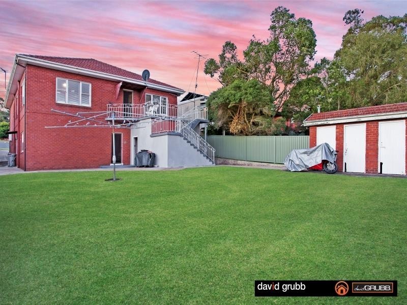 71 Heaslip St, Coniston NSW 2500