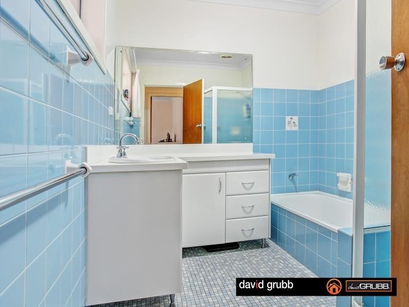 48 New Mount Pleasant Rd, Mount Pleasant NSW 2519