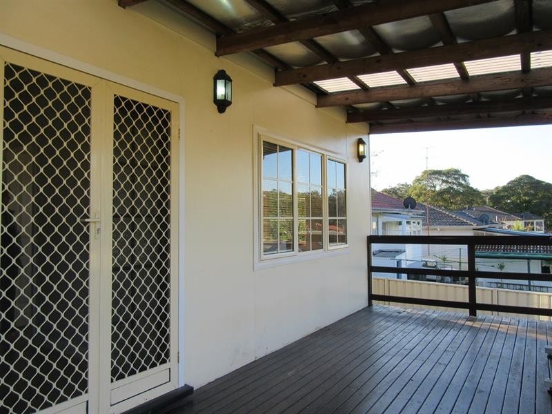 9 Hillcrest St, Wollongong NSW 2500