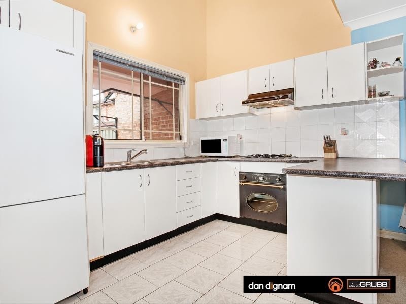 5/15 Park Rd, Bellambi NSW 2518