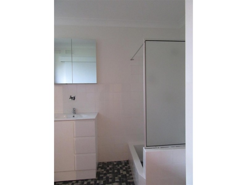 2/10 Park Road, Woonona NSW 2517