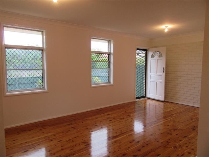 2/10 Park Road, Woonona NSW 2517