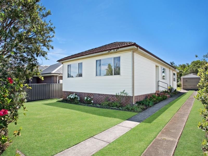 34 Florence St, Towradgi NSW 2518