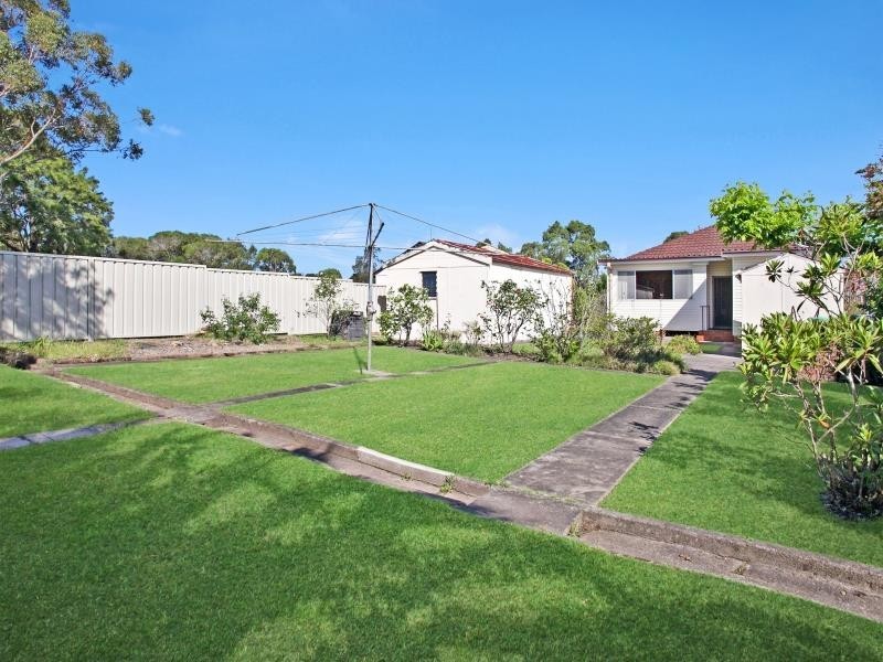 34 Florence St, Towradgi NSW 2518