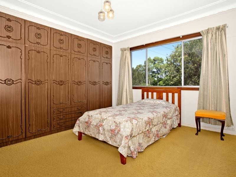 34 Florence St, Towradgi NSW 2518